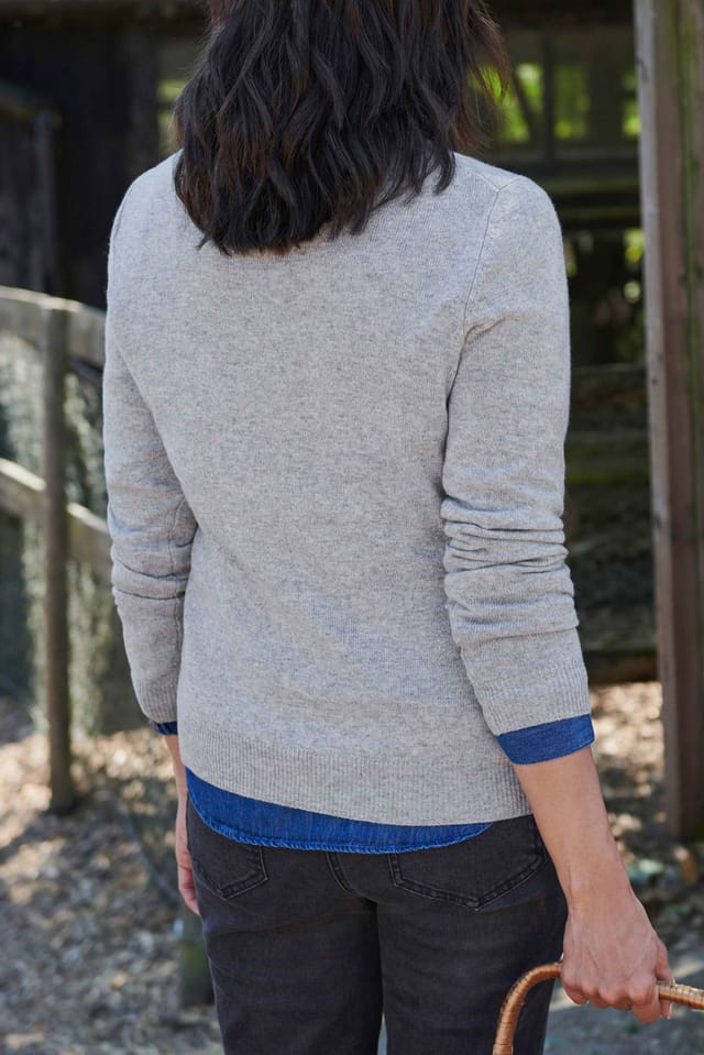 WoolOvers WoolOvers Women's Cashmere & Merino Crew Neck Jumper Womens in Light Grey - 3