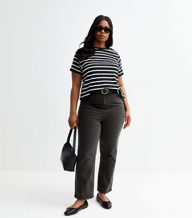 New Look Women's Plus Size Black Hannah Straight Leg Jeans Curves New Look - 3
