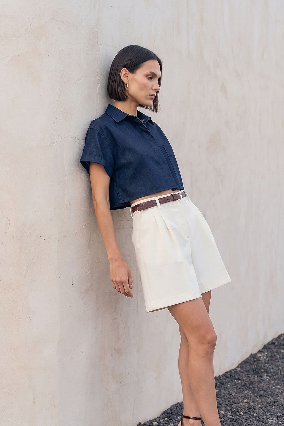 Dilvin Dilvin Women's High-Waist Tailored Crepe Shorts With Belt in Cream