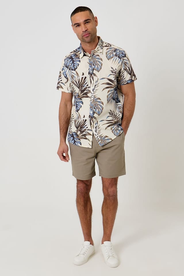 Threadbare Threadbare Men's Leaf Print Cotton Short Sleeve Shirt in Ecru - 3
