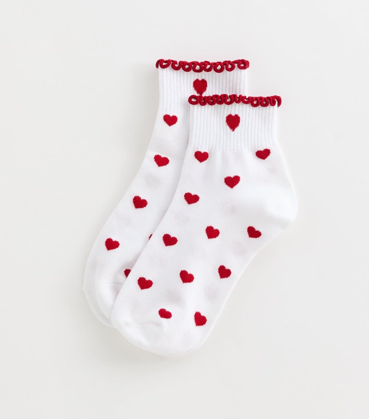 New Look White Heart Pattern Frilled Edge Ankle Socks New Look
