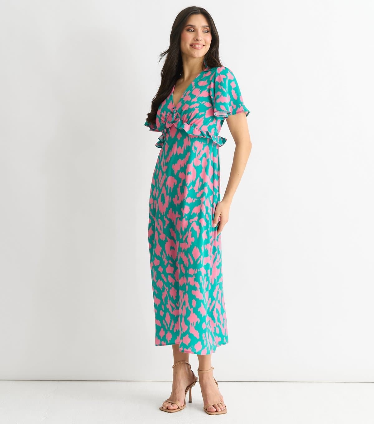 Gini London Women's Green Animal Print Ruffled Midi Dress Gini London New Look