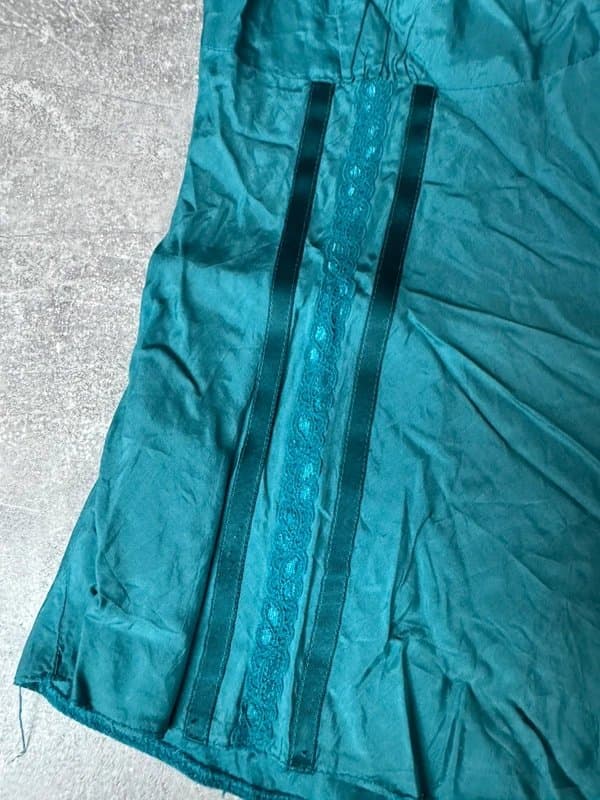y2k y2k blue and white satin look lace embroidered 2000s cami top