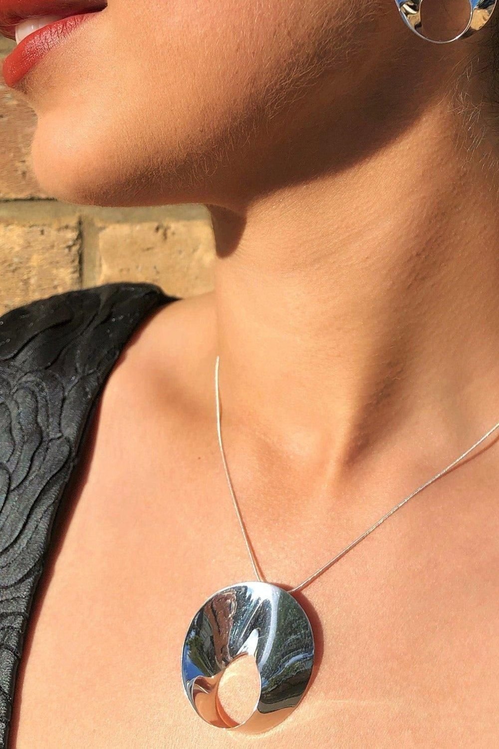 Otis Jaxon London Otis Jaxon London Women's Large Open Circle Wave Sterling Silver Pendant - 2