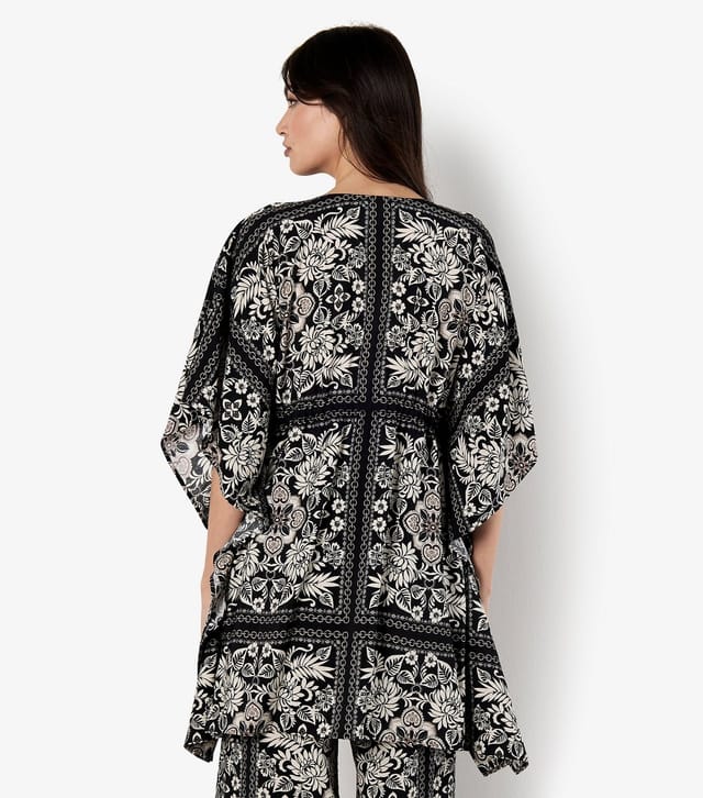 Apricot Women's Black Scarf Print Kimono Mini Dress Apricot New Look - 3