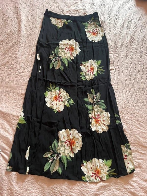 Topshop Floral print maxi skirt with 2 front slits