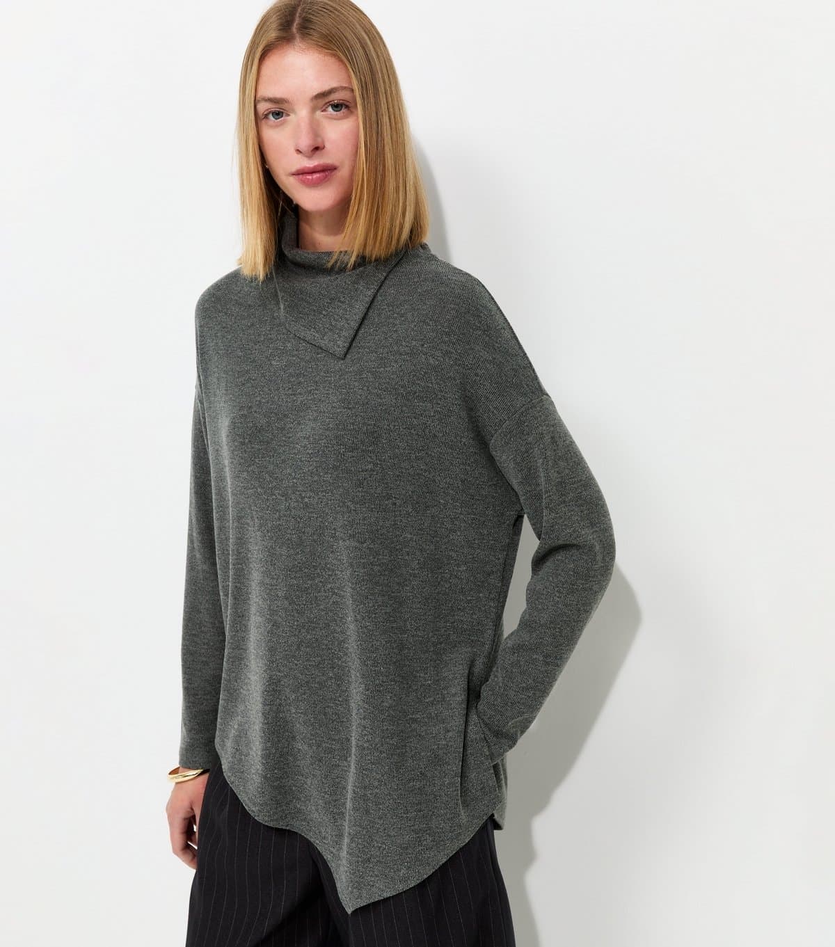 New Look Women's Dark Grey Soft Touch Asymmetric Hem Roll Neck Top New Look