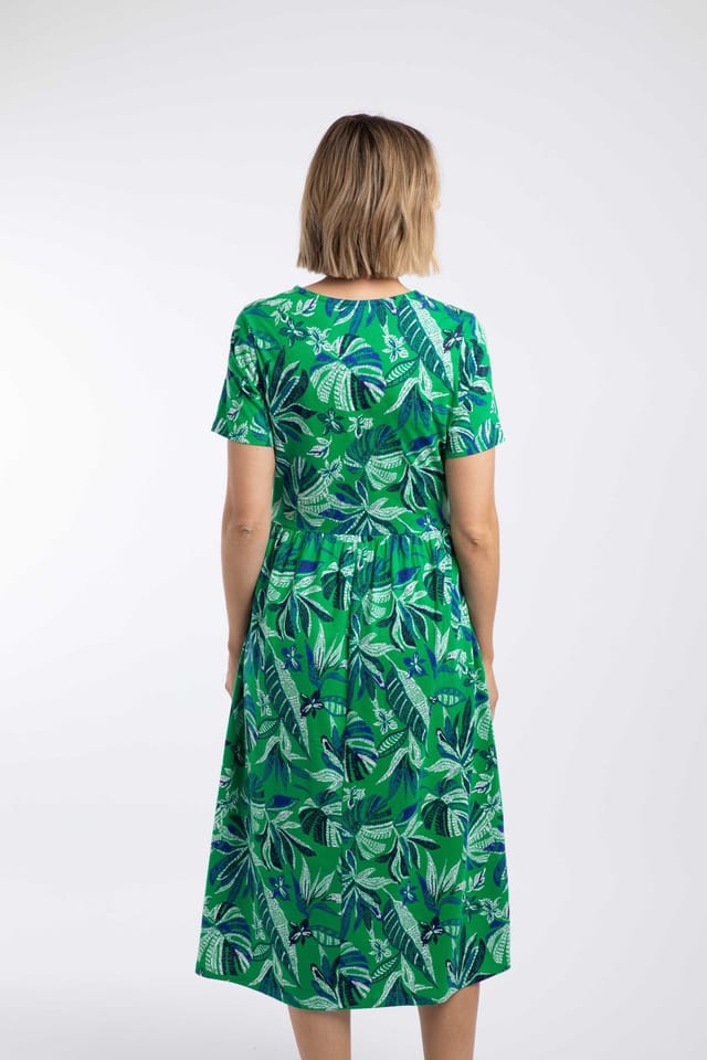 Weird Fish Weird Fish Women's Celsia Printed Jersey Scoop Midi Dress in Green - 3