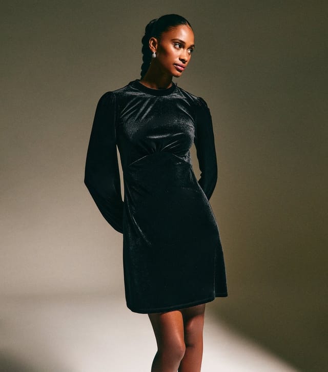 New Look Women's Black Velvet Long Sleeve Mini Dress New Look - 2