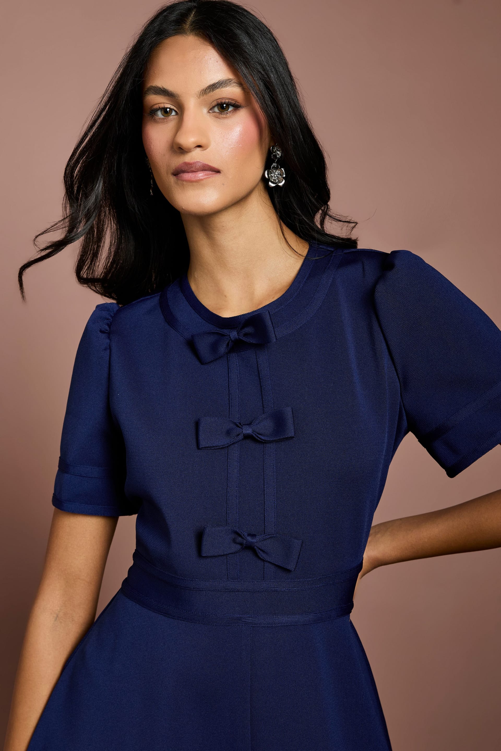 Coast Coast Women's Petite Bow Front Short Sleeve Bandage Midi Dress in Navy - 4