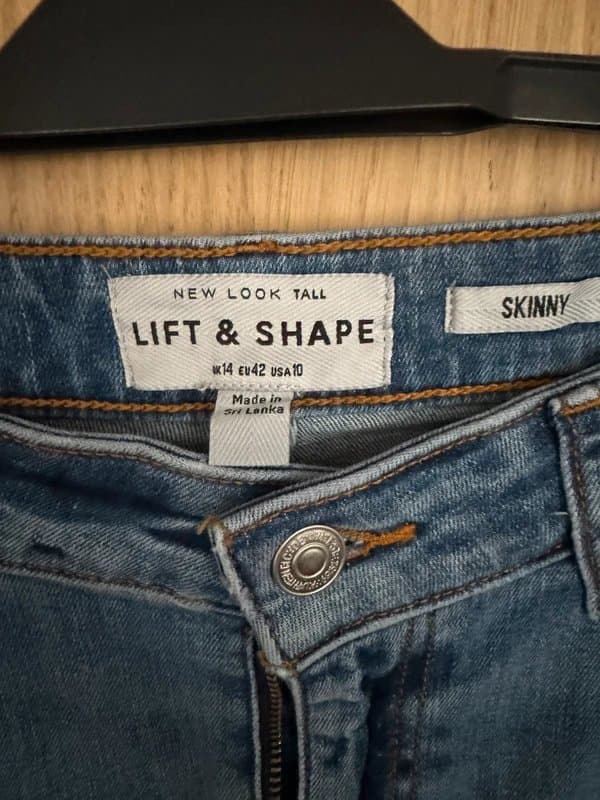 New Look New Look Tall lift and shape high waisted skinny jeans. UK size 14