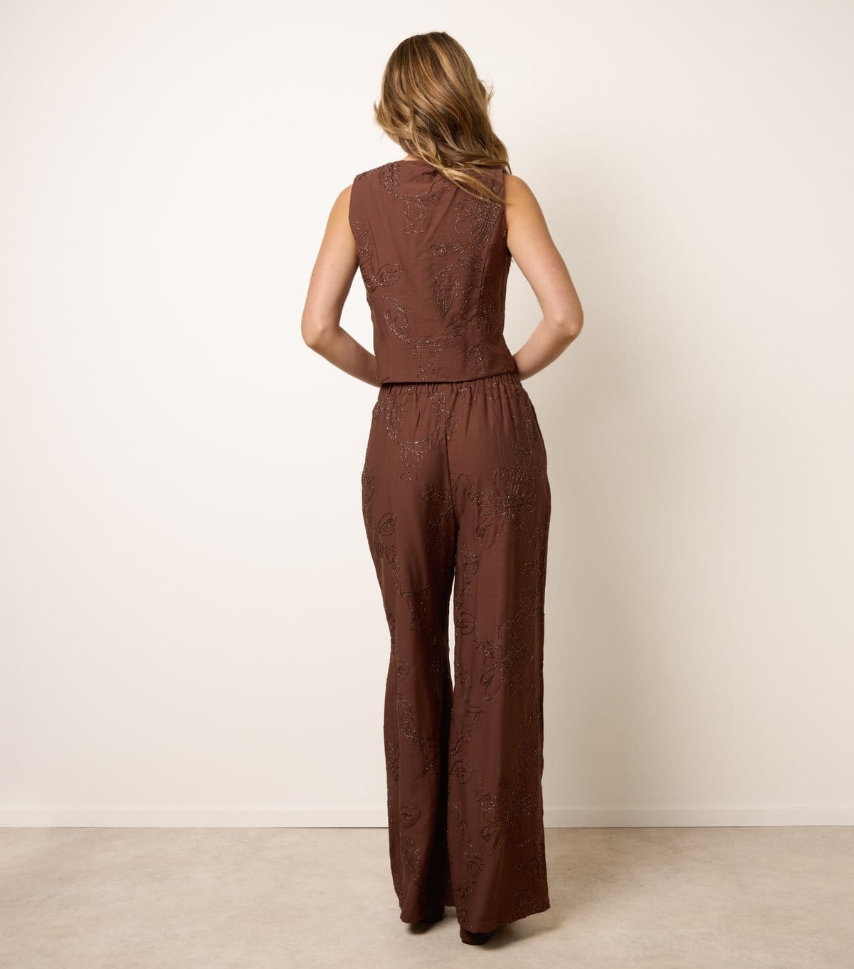 Blue Vanilla Women's Dark Brown Flower Embroidered Waistcoat Trouser Set Blue Vanilla New Look - 4