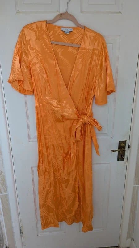 Never Fully Dressed Never fully dressed Vienna midi dress size 16