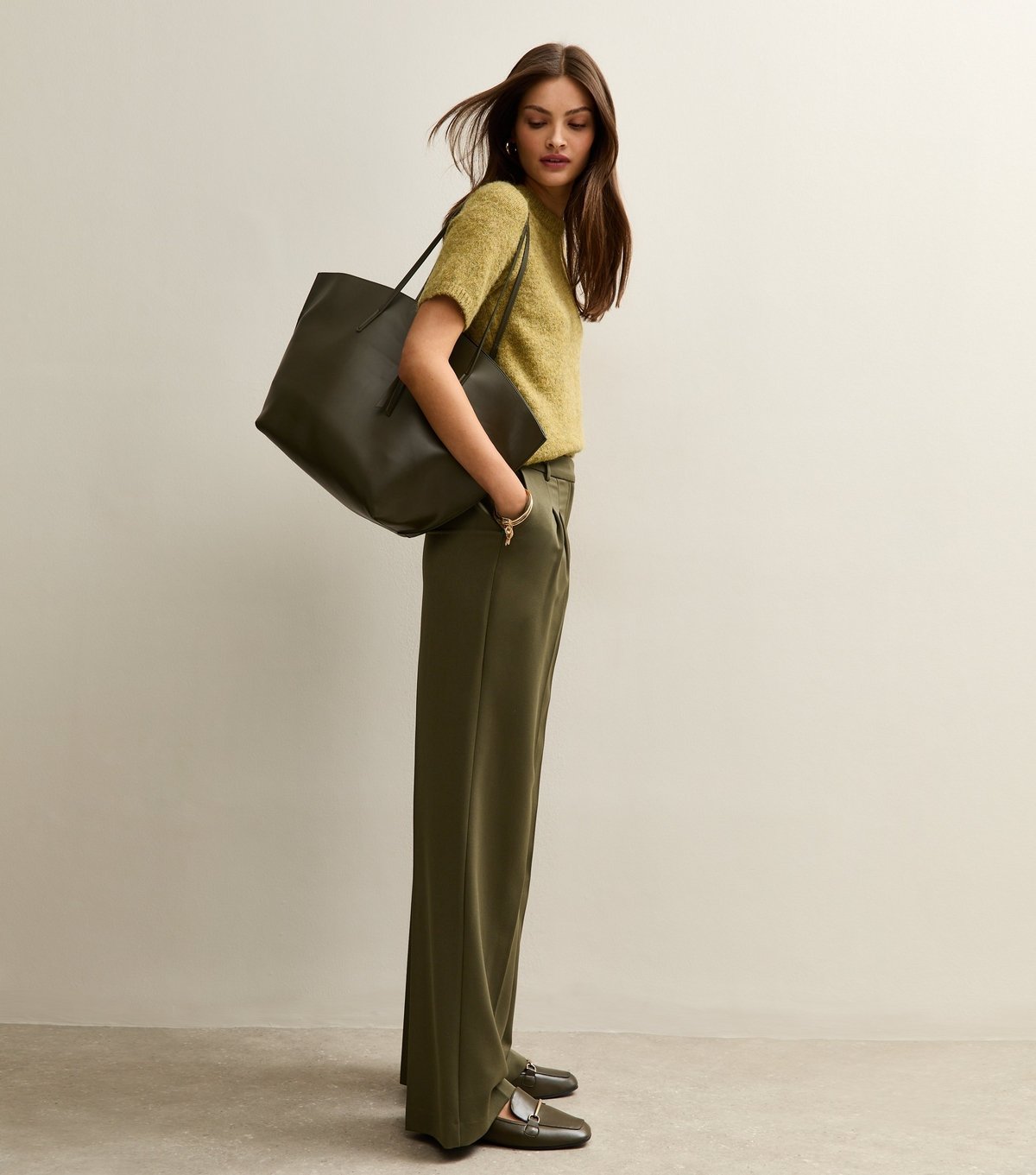 New Look Women's Tall Khaki Pleated Wide Leg Trousers New Look - 1