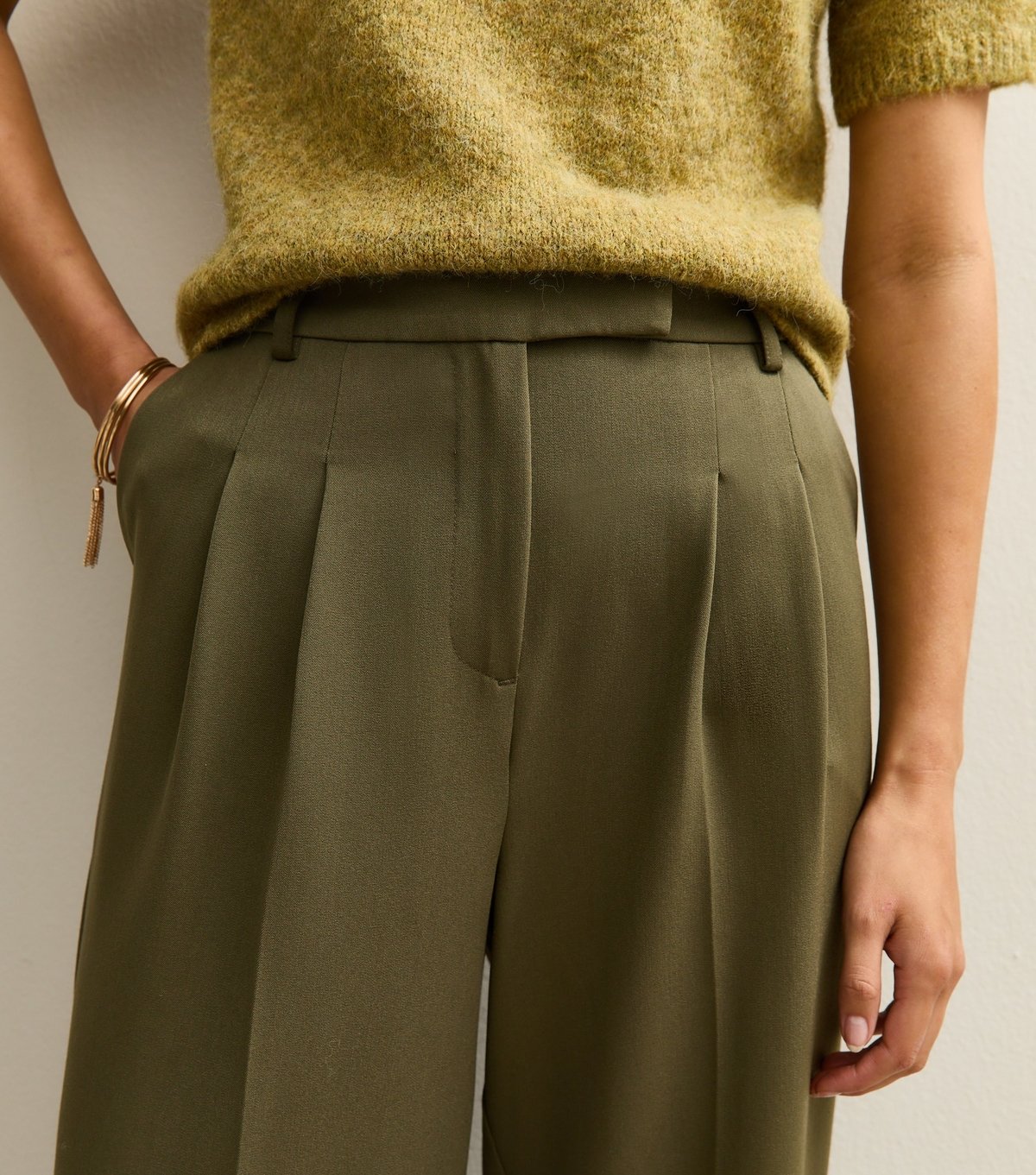 New Look Women's Tall Khaki Pleated Wide Leg Trousers New Look - 4