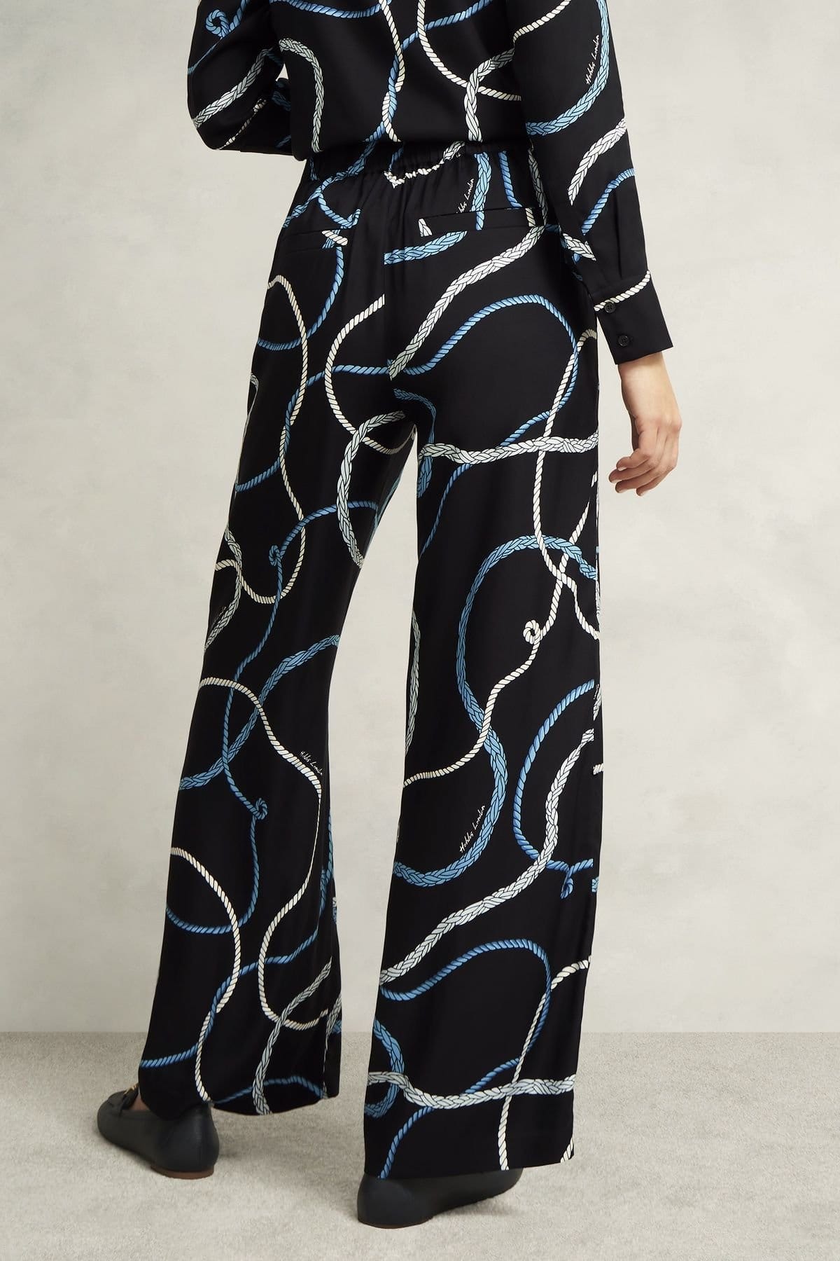 Hobbs London Hobbs London Women's Raya Printed Wide Leg Trouser in Dark Navy - 4