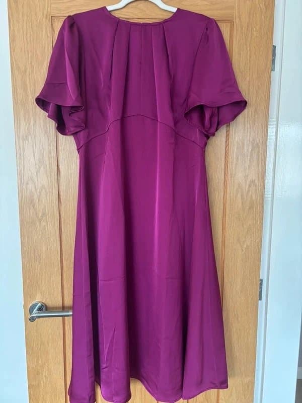 Wallis BNWT Satin Midi Dress
