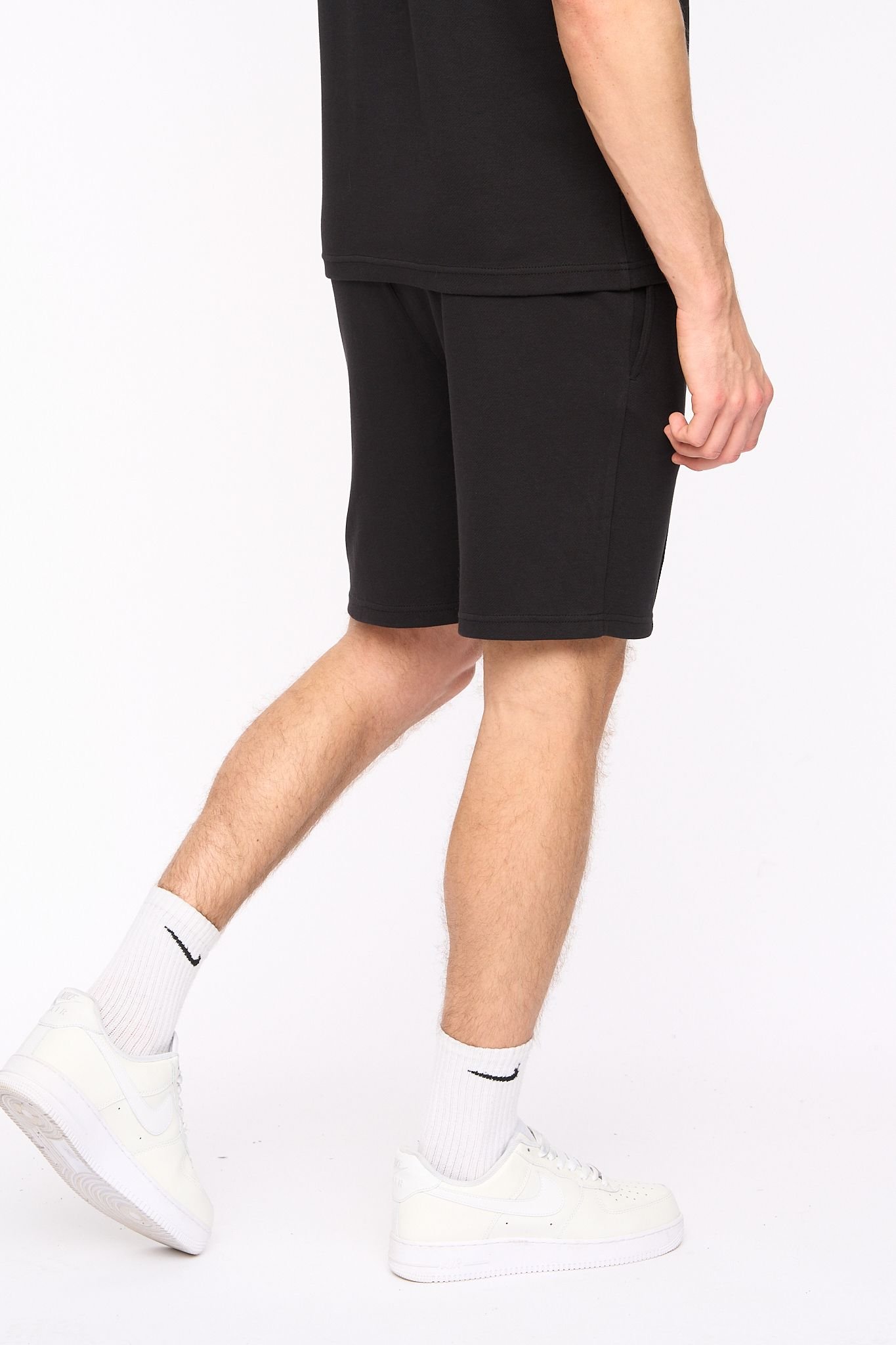 Duck and Cover Duck and Cover Men's Sherborn Comfortable Elasticated Waist Shorts in Black - 2