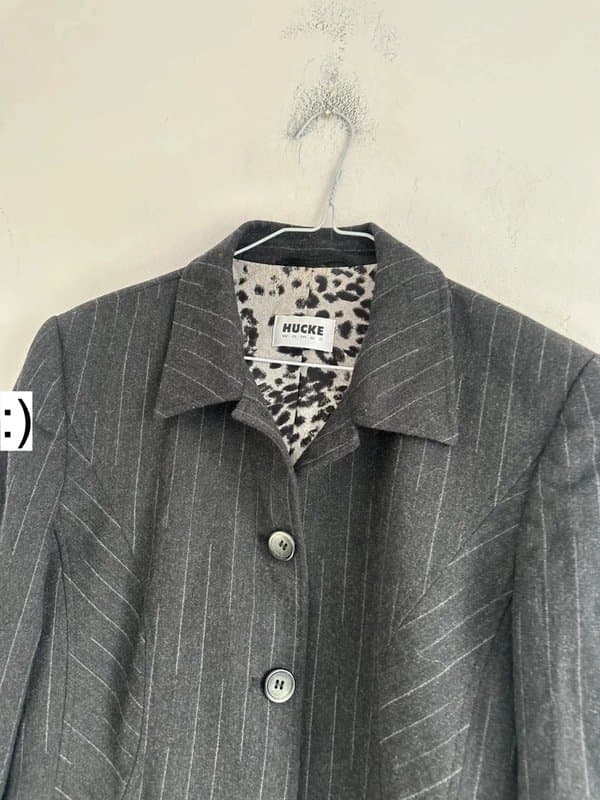 Hucke Hucke blazer jacket grey pinstripe wool formal 10