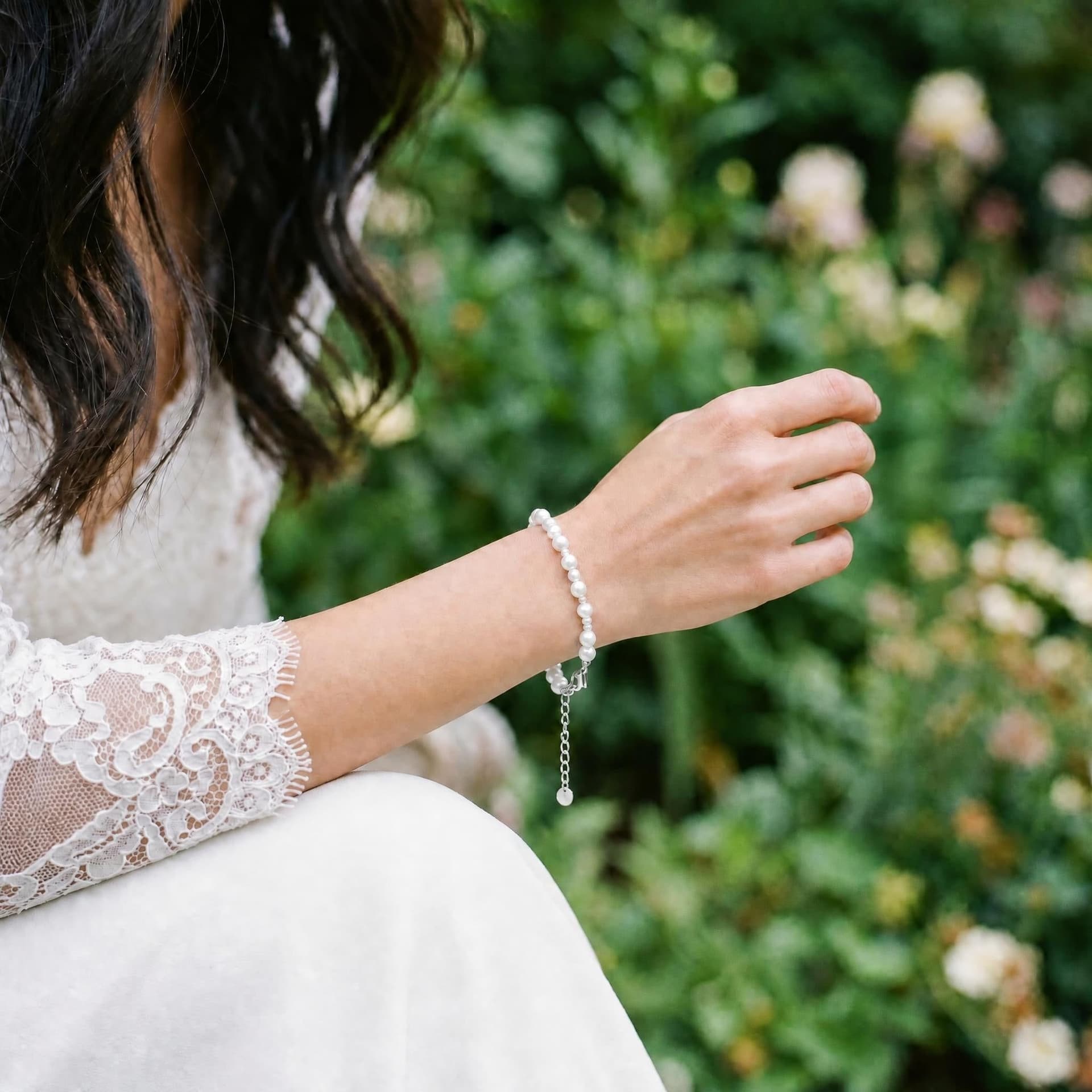 Gold Trip Gold Trip Women's Timeless Pearl Bracelet in Silver