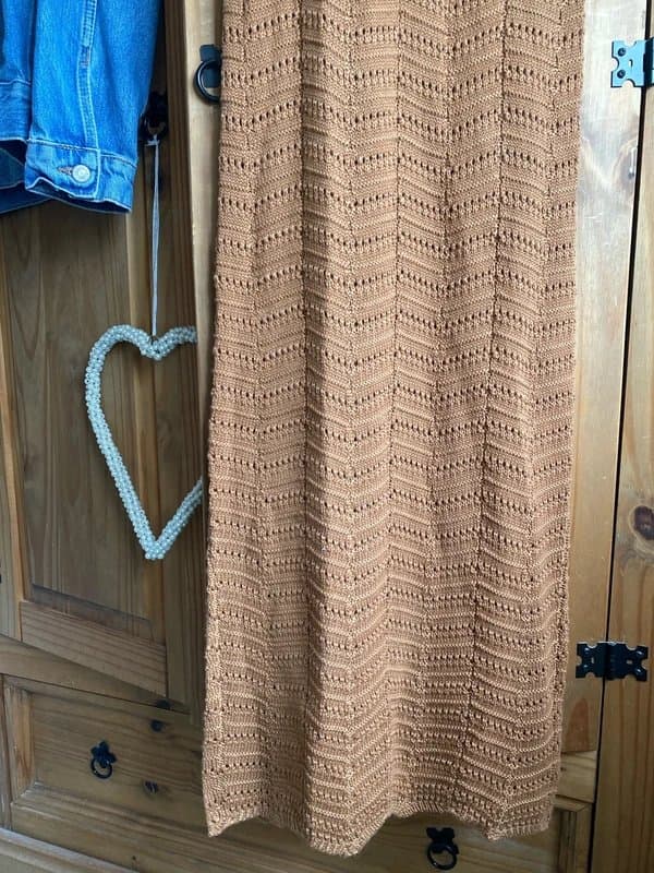 New Look Knitted brown midi dress crochet style