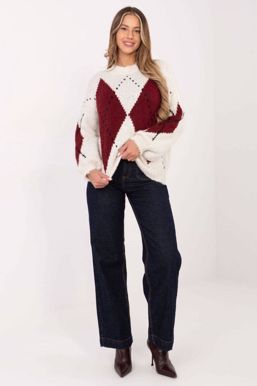 Love Lace Off-White Geometric Puff Sleeve Sweater