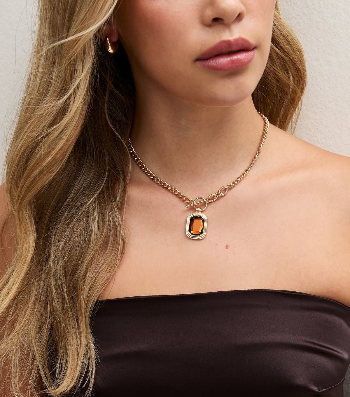 New Look Gold Tone Square Gem Pendant Link Chain Necklace New Look
