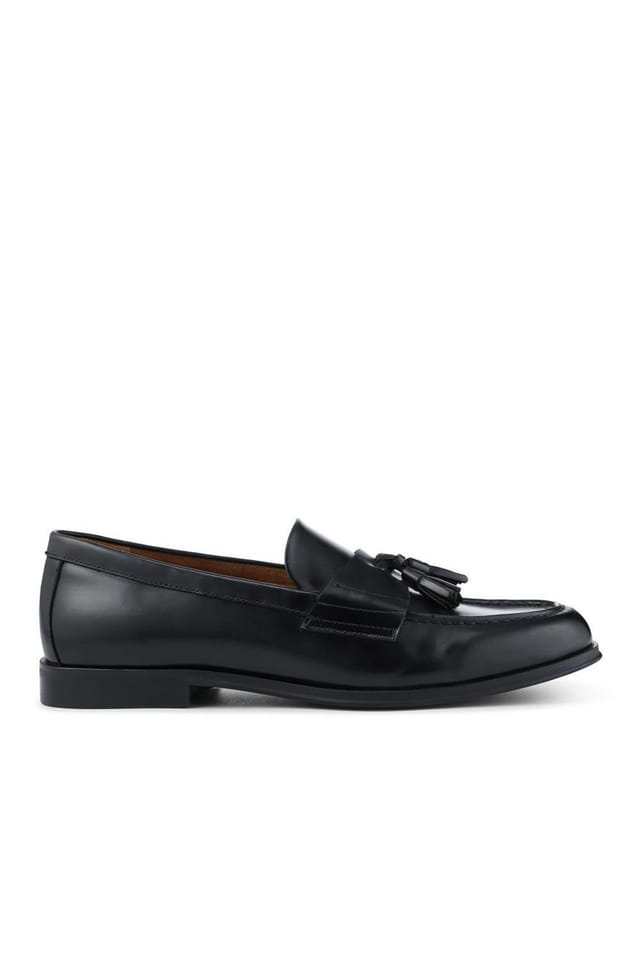Jones Bootmaker Jones Bootmaker Men's Rayleigh Leather Slip On Loafers in Black - 2