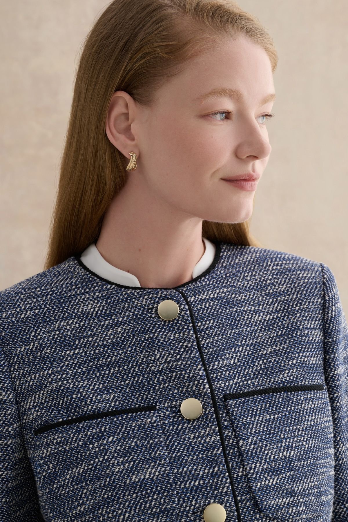 Hobbs London Hobbs London Women's Aleena Cropped Textured Jacket in Mid Navy - 3