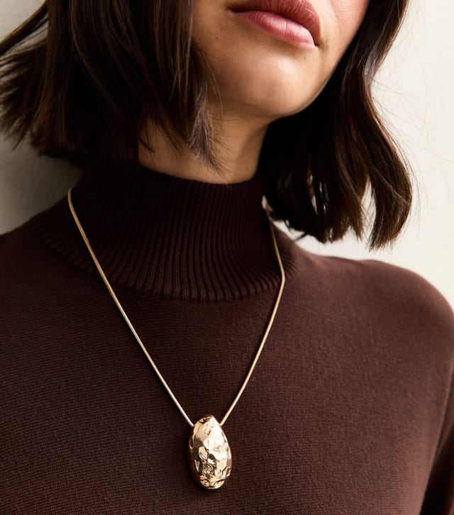 New Look Gold Tone Beaten Dome Long Necklace New Look - 2