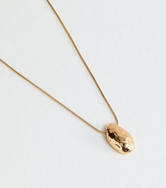 New Look Gold Tone Beaten Dome Long Necklace New Look - 3