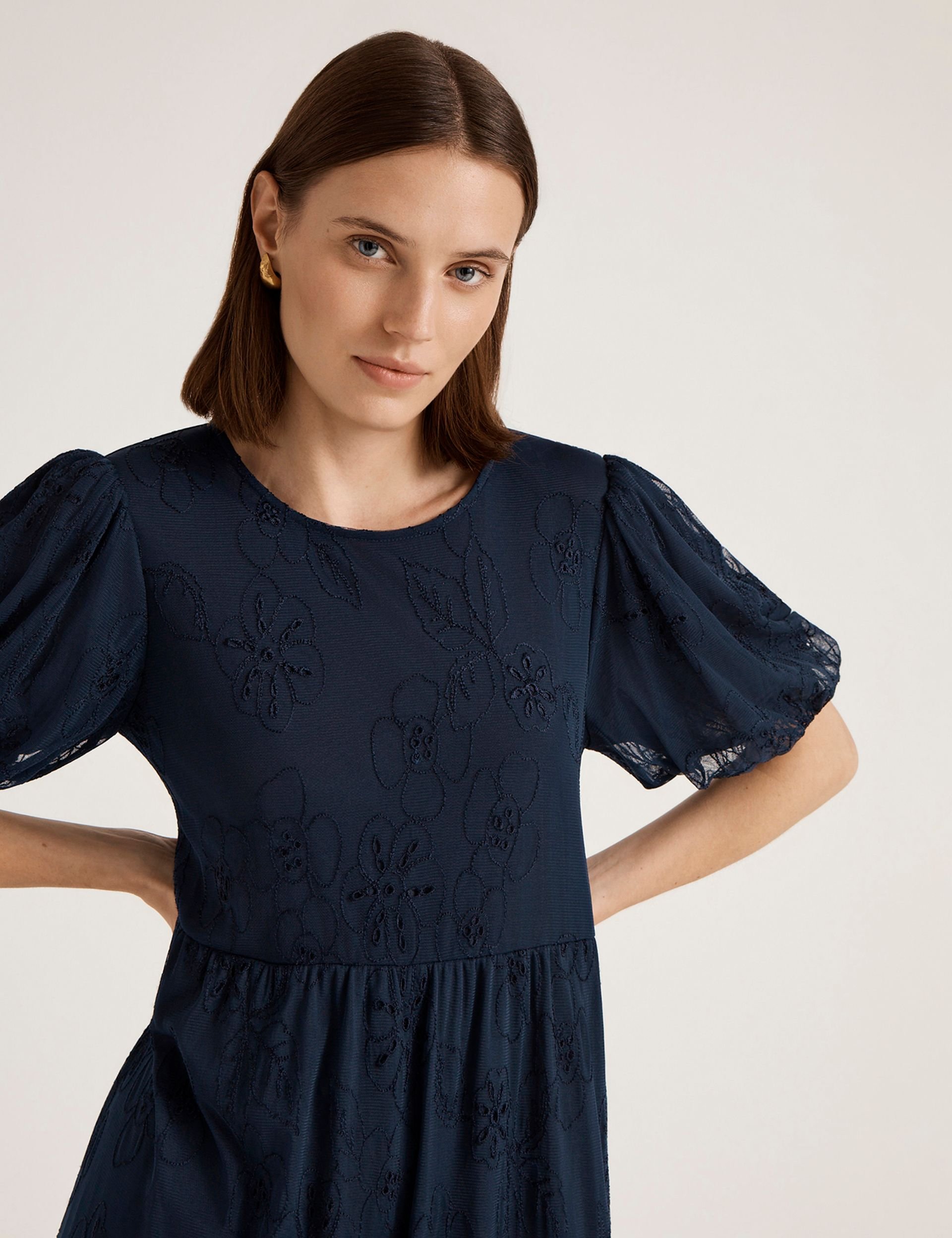 Finery London Finery London Women's Yasmine Floral Mesh Tiered Midi Dress in Dark Navy - 2