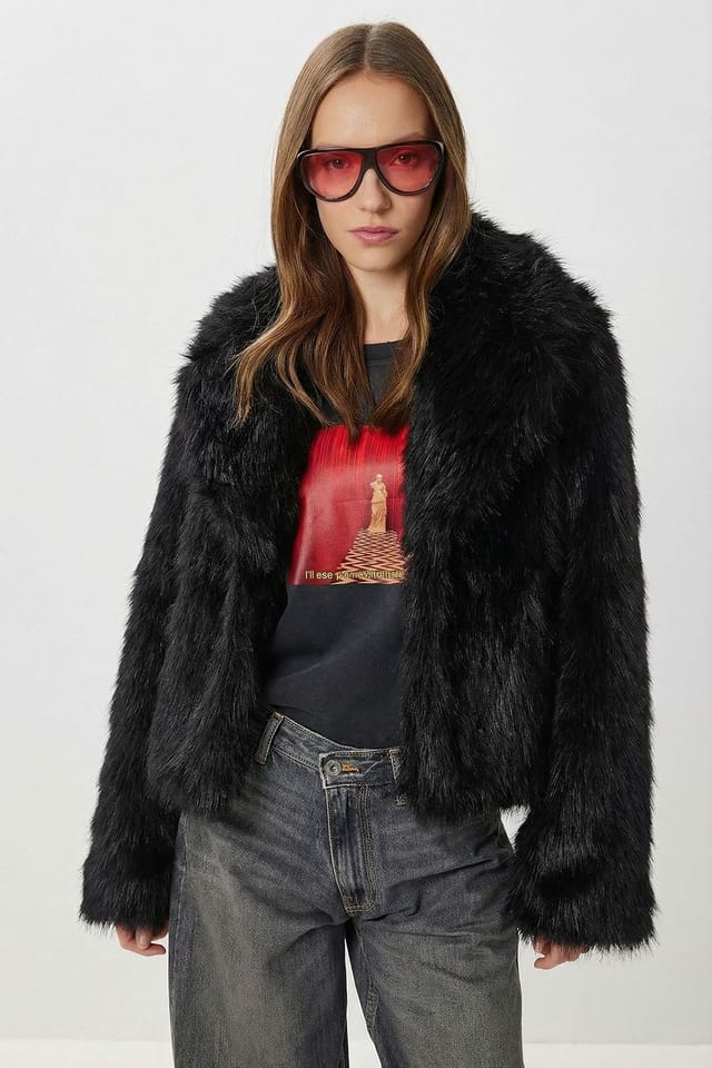 Happiness Istanbul Happiness Istanbul Women's Faux Fur Shawl Collar Jacket in Black - 2