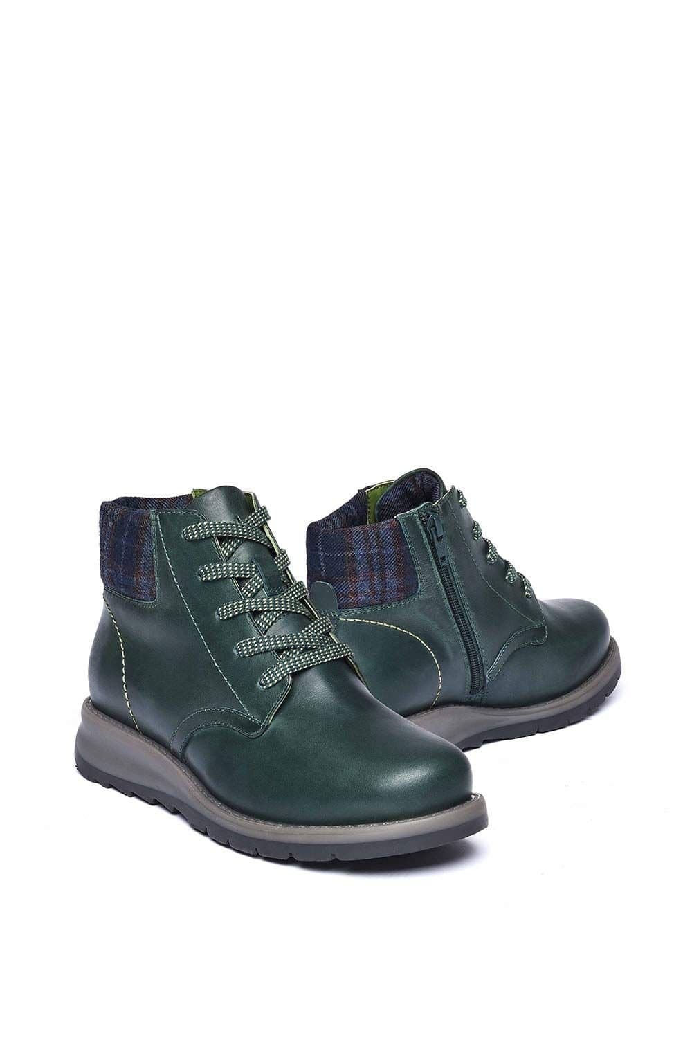Moshulu Moshulu Women's 'Lydd' Lace Up Ankle Boot in Green