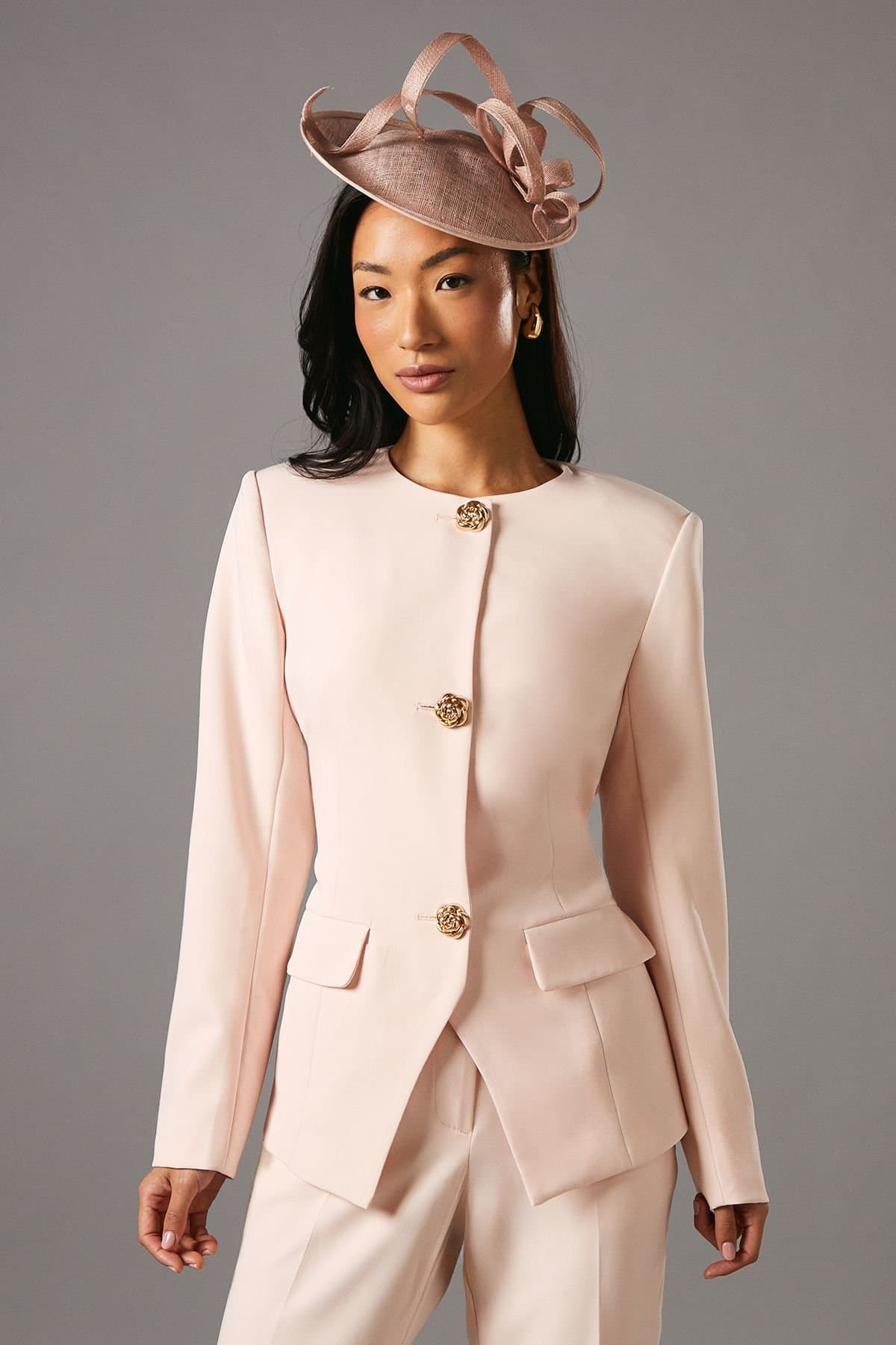 Coast Coast Women's Rose Button Long Sleeve Tailored Jacket in Blush