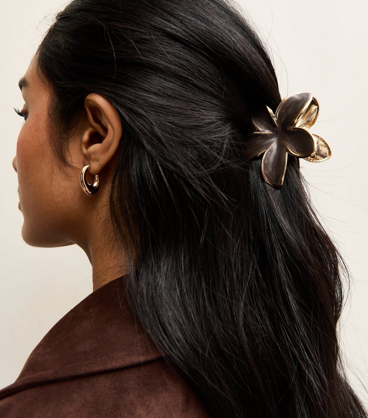 New Look Brown Enamel and Gold Tone Flower Hair Claw Clip New Look