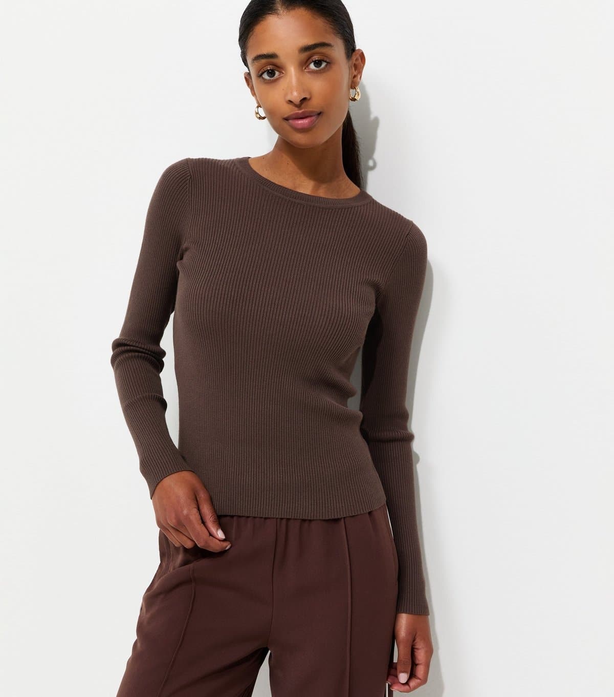 New Look Women's Dark Mink Ribbed Lightweight Crew Neck Jumper New Look