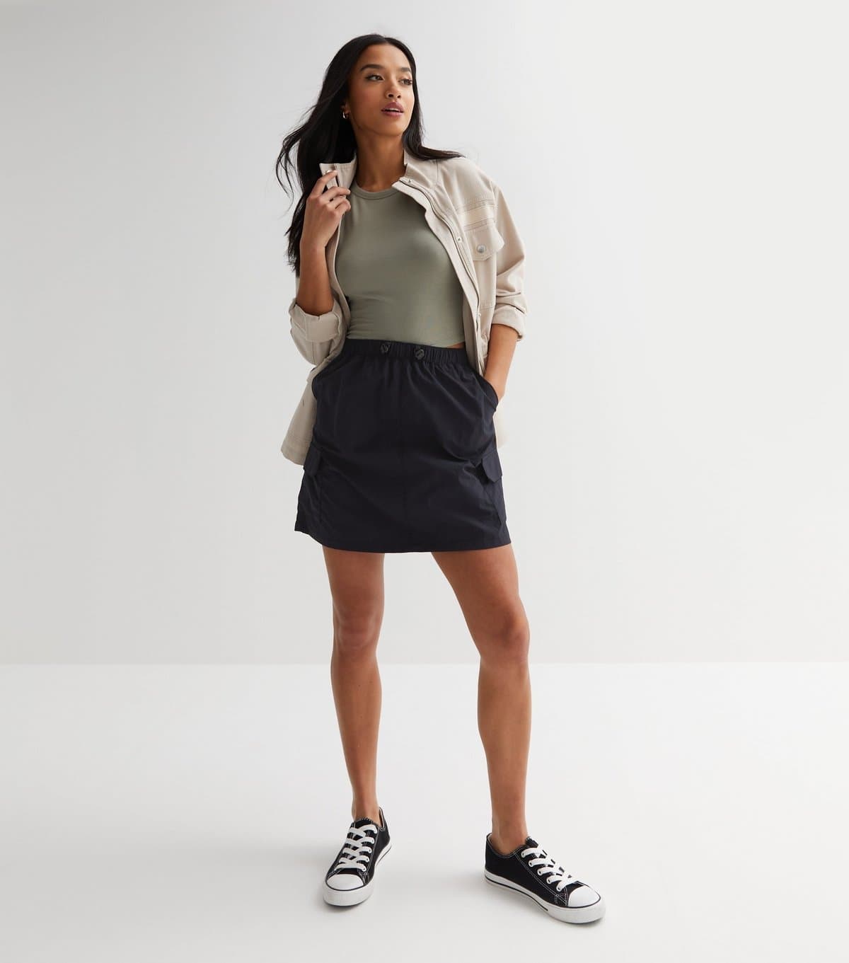 New Look Women's Petite Black Parachute Cargo Mini Skirt New Look