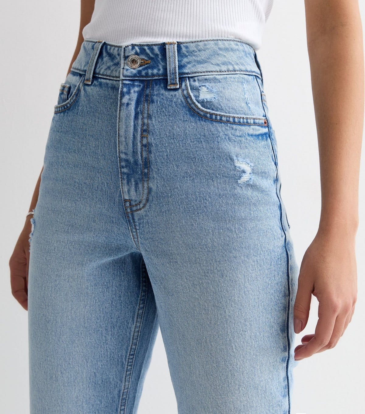 New Look Women's Tall Pale Blue Ripped Knee High Waist Tori Mom Jeans New Look - 4