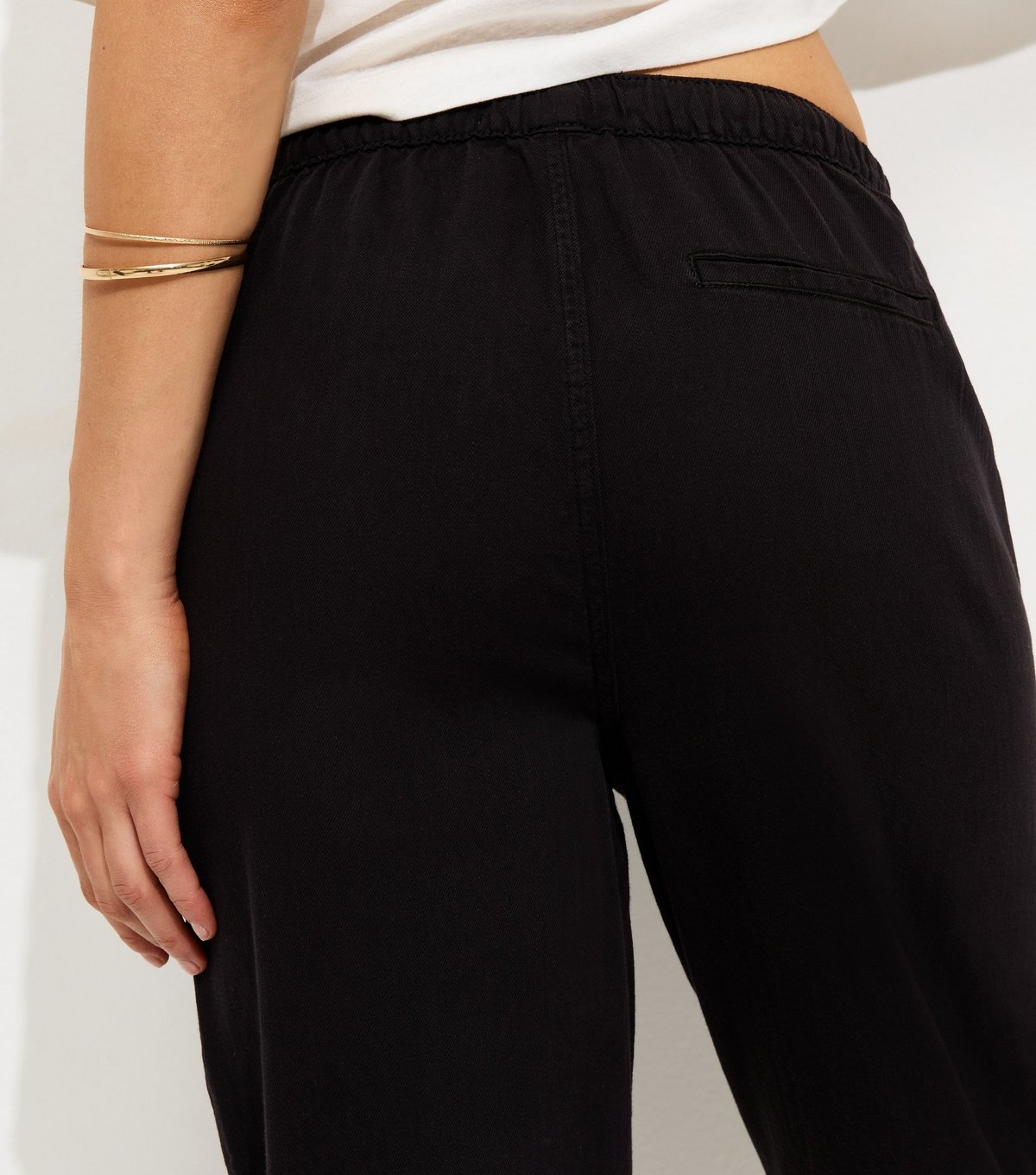 New Look Women's Tall Black Cotton Cuffed Twill Cargo Trousers New Look - 2