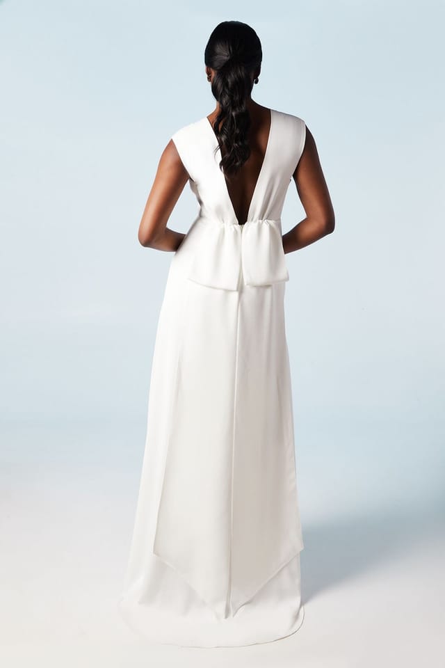 Coast Coast Women's Structured Bow Back Detail Cape Wedding Dress in Ivory - 3