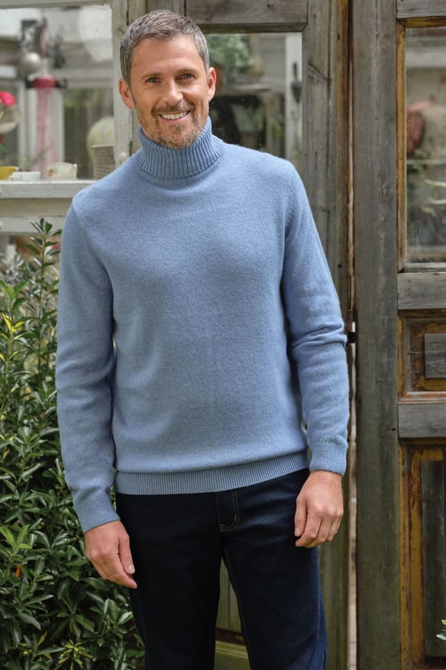 WoolOvers WoolOvers Men's Mens Lambswool Polo Neck Jumper in Light Blue - 2