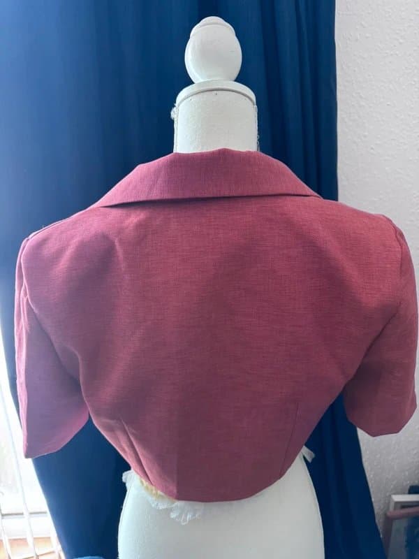 ASOS ASOS  luxe  cropped jacket / short sleeve ,shirt raspberry size 10 new