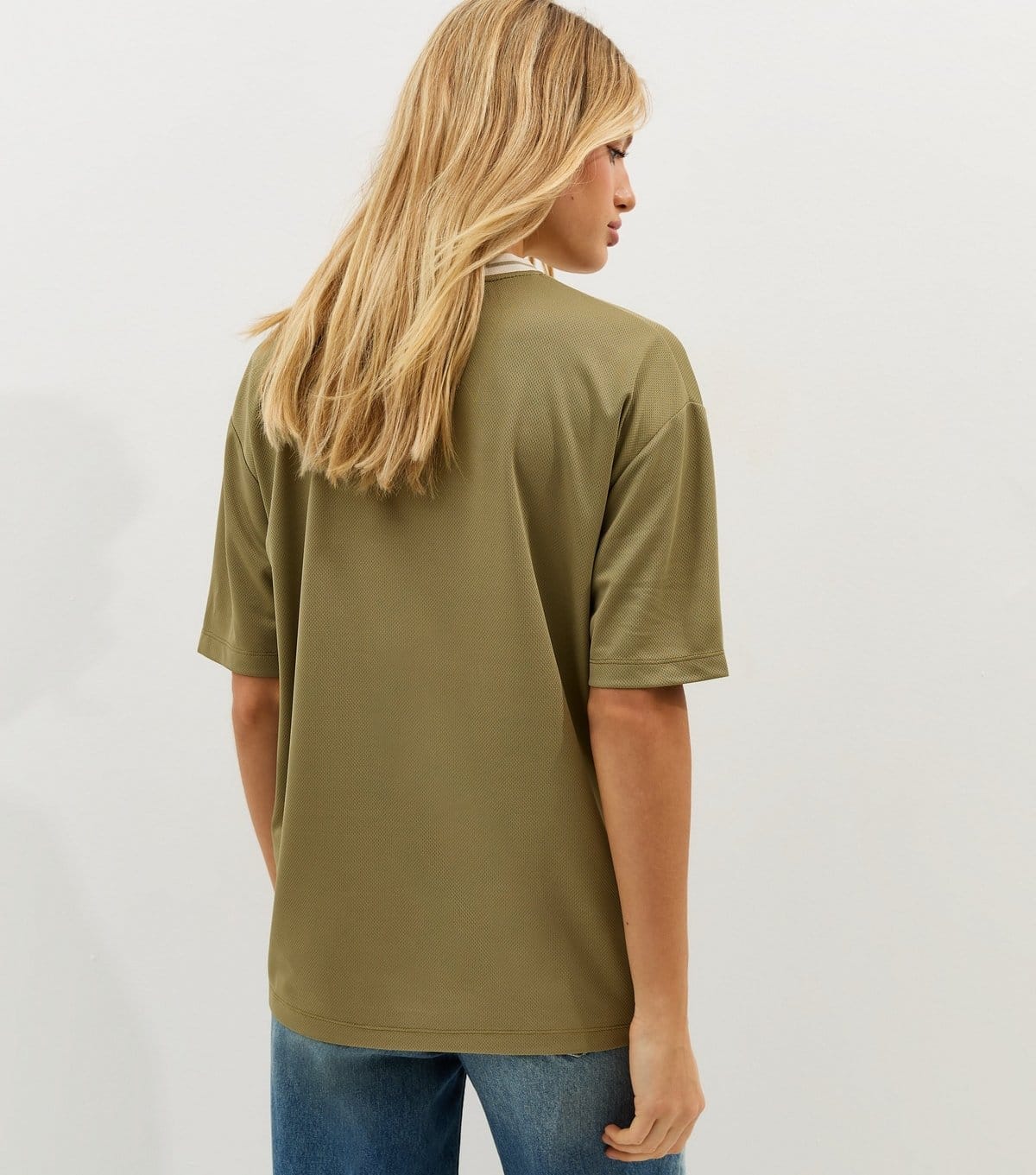 New Look Women's Dark Khaki LA Logo Football Top New Look - 4