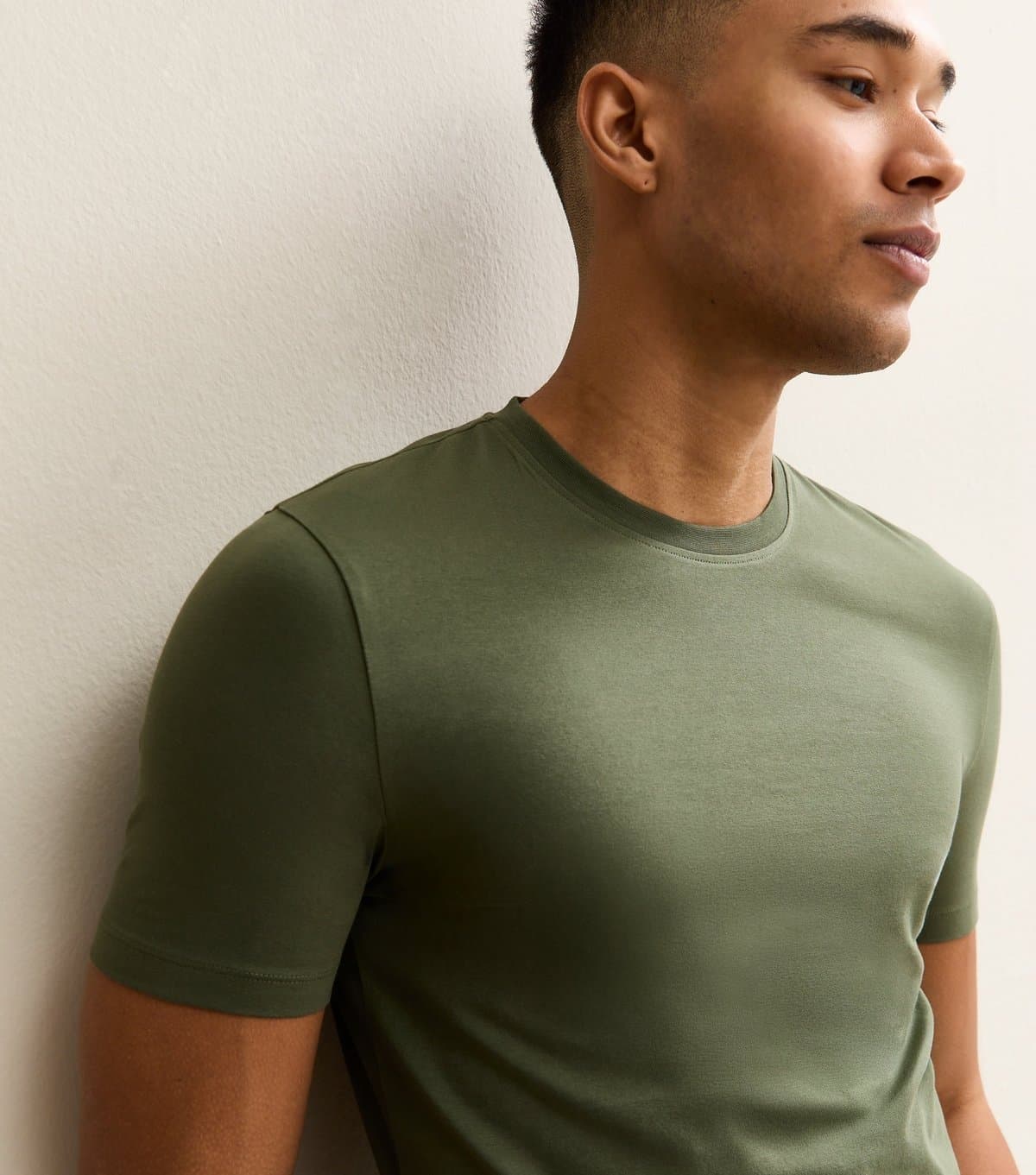 New Look Men's Dark Khaki Muscle Fit T-Shirt New Look