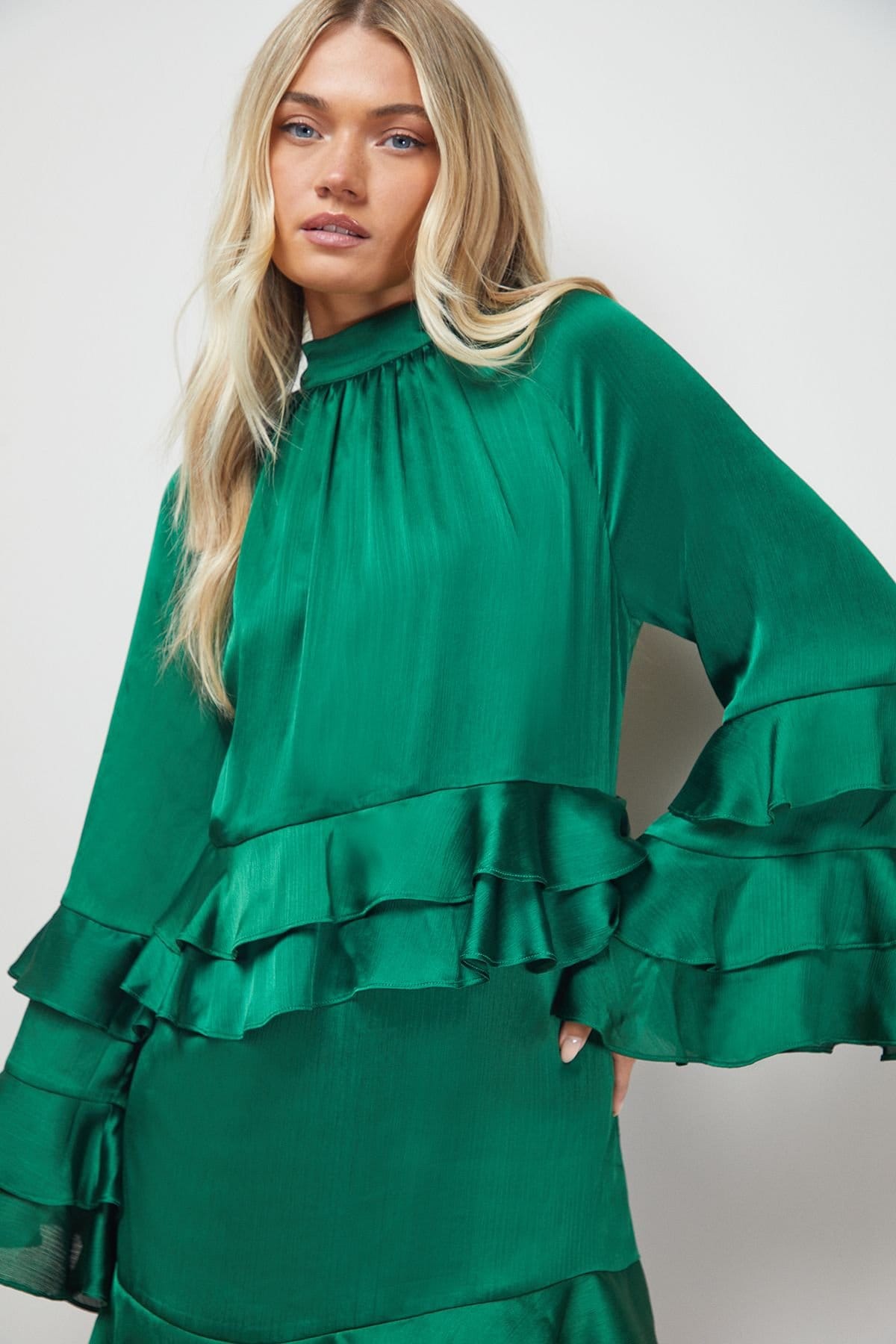 Oasis Oasis Women's Layered Ruffle Sleeve Bow Back Mini Dress in Forest - 4