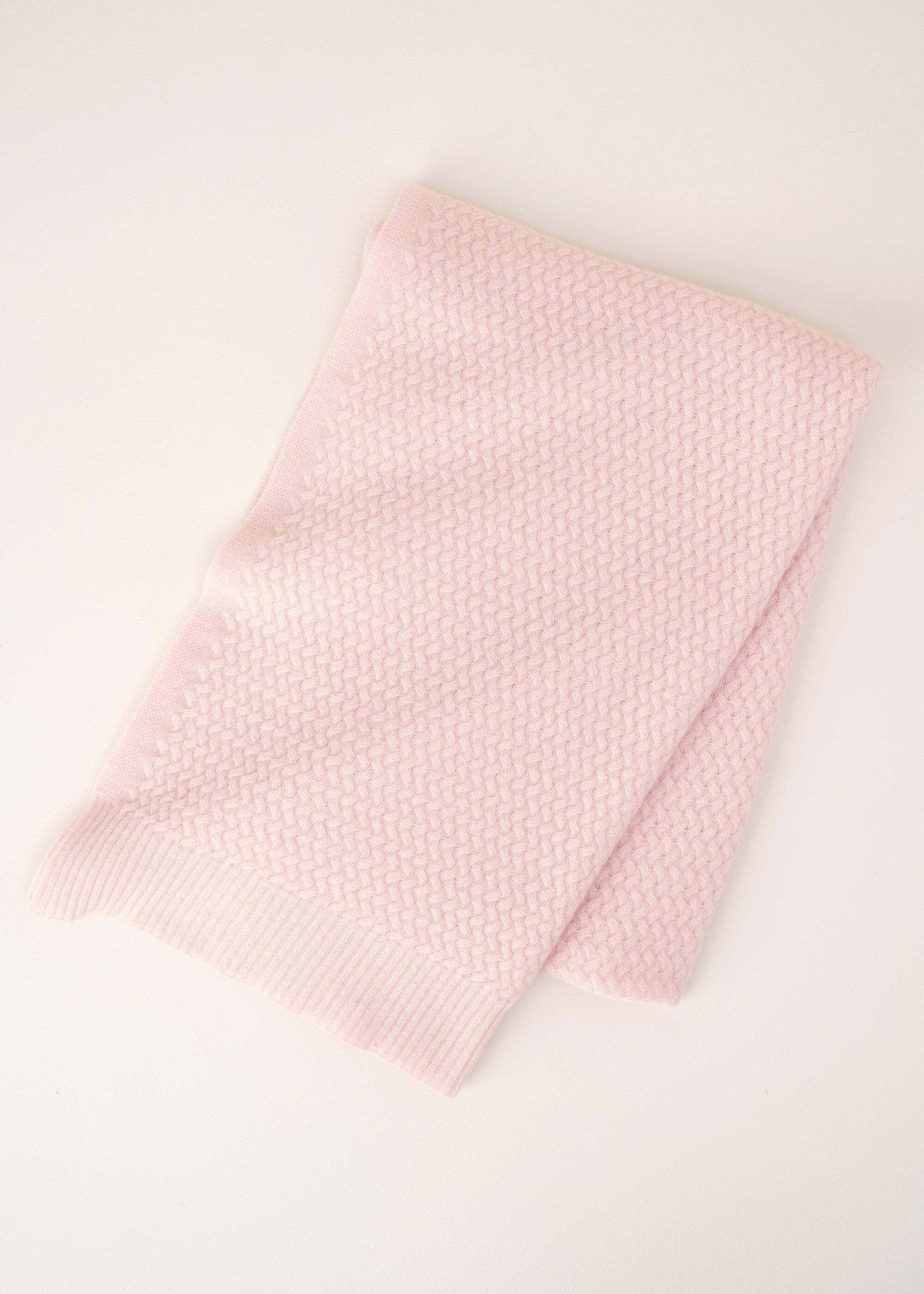 Truly Truly Women's Cashmere Wrap in Dusty Pink - 2