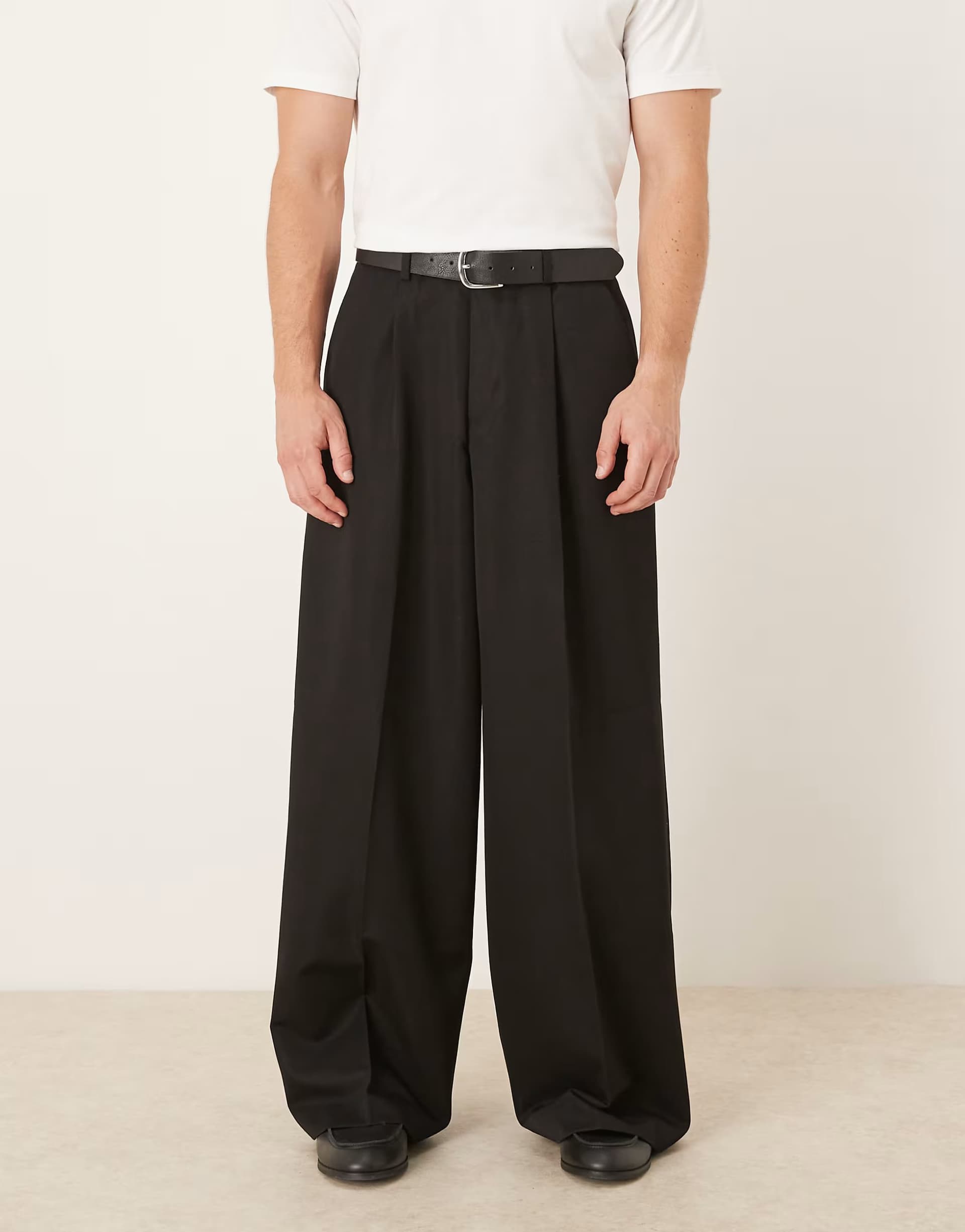 ASOS ASOS DESIGN smart extreme wide leg trousers in black