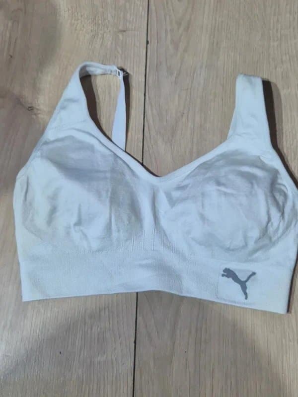 Puma Puma Women’s Seamless Performance Sports Bra - Size Small excellent condition