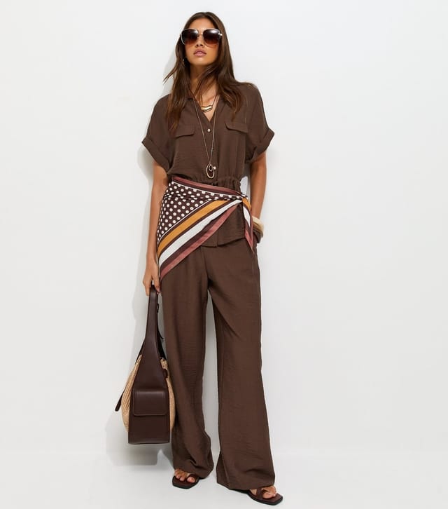 New Look Women's Dark Brown Crinkle Texture Wide Leg Trousers New Look - 3
